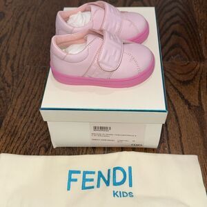 NEW FENDI MONOGRAM FF VELCRO STRAP PINK SNEAKER 19